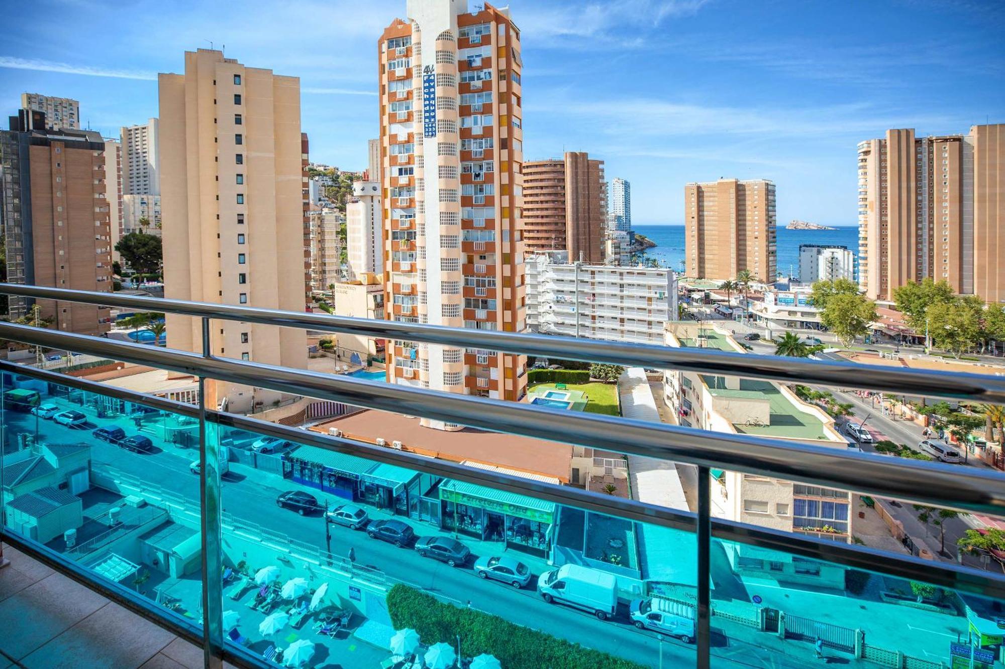 Hotel Servigroup Nereo Бенидорм Номер фото