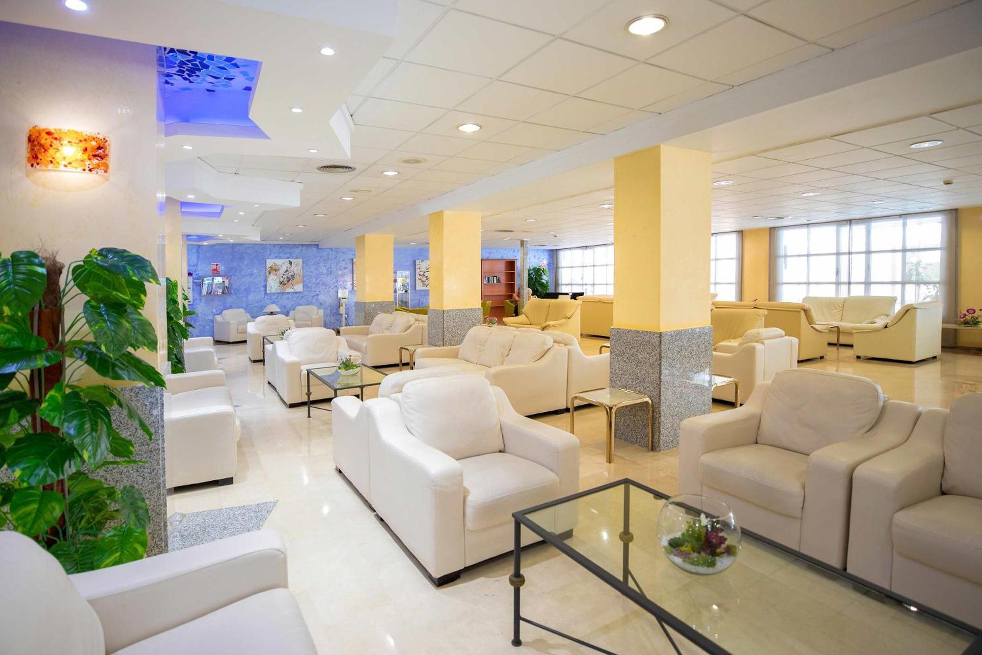 Hotel Servigroup Nereo Бенидорм Экстерьер фото
