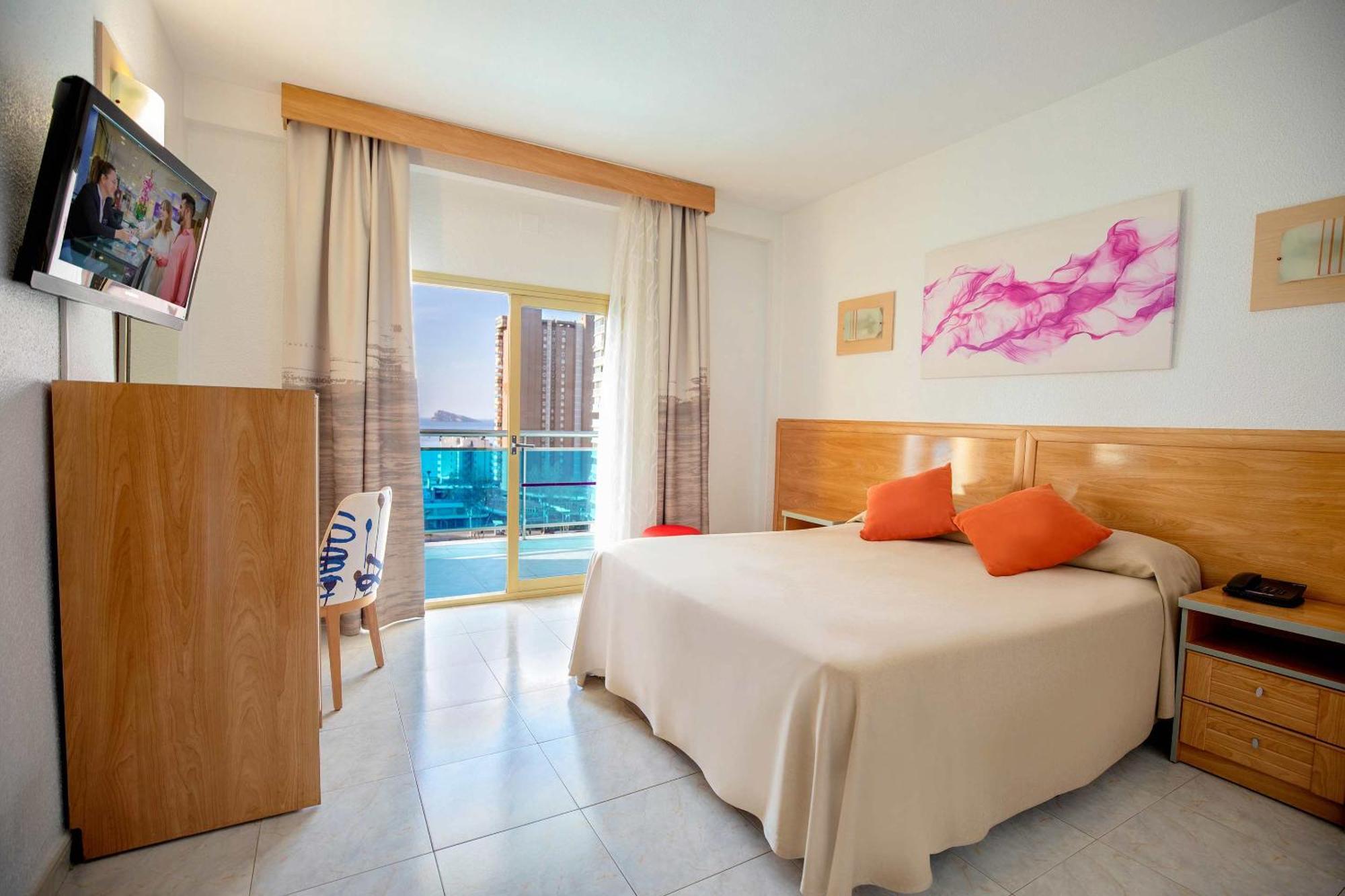 Hotel Servigroup Nereo Бенидорм Экстерьер фото